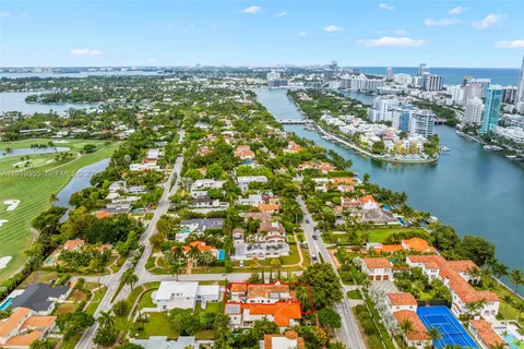 $5,450,000 | 5860 Pine Tree Drive, Miami Beach, FL 33140