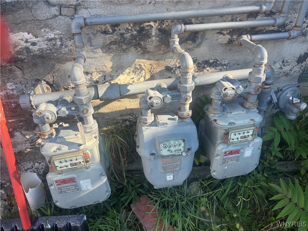 199 Benzinger Street Buffalo, NY 14206 - Photo 6 of 6