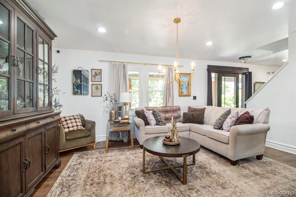 13335 Bunton Road Willis, MI 48191 - Photo 4 of 38 Gallery Image 4