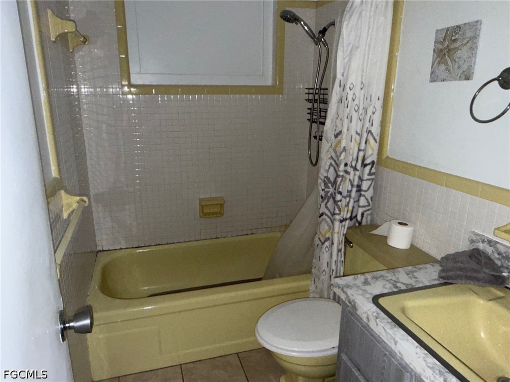 212 Davis Road Lehigh Acres, FL 33936 - Photo 13 of 16