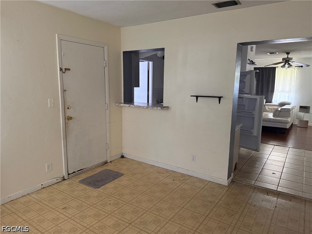 212 Davis Road Lehigh Acres, FL 33936 - Photo 15 of 16