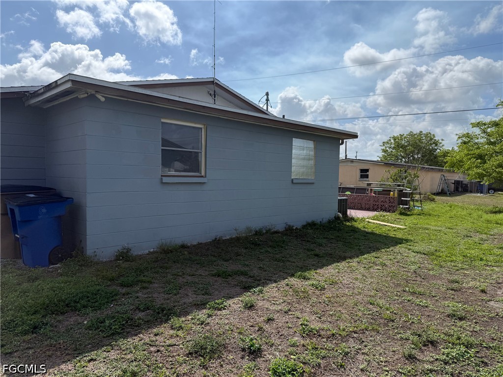 212 Davis Road Lehigh Acres, FL 33936 - Photo 16 of 16