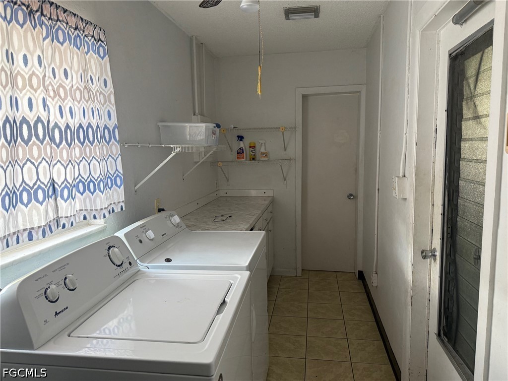 212 Davis Road Lehigh Acres, FL 33936 - Photo 5 of 16