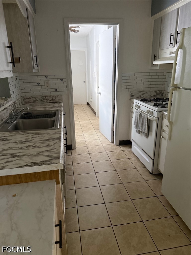 212 Davis Road Lehigh Acres, FL 33936 - Photo 6 of 16