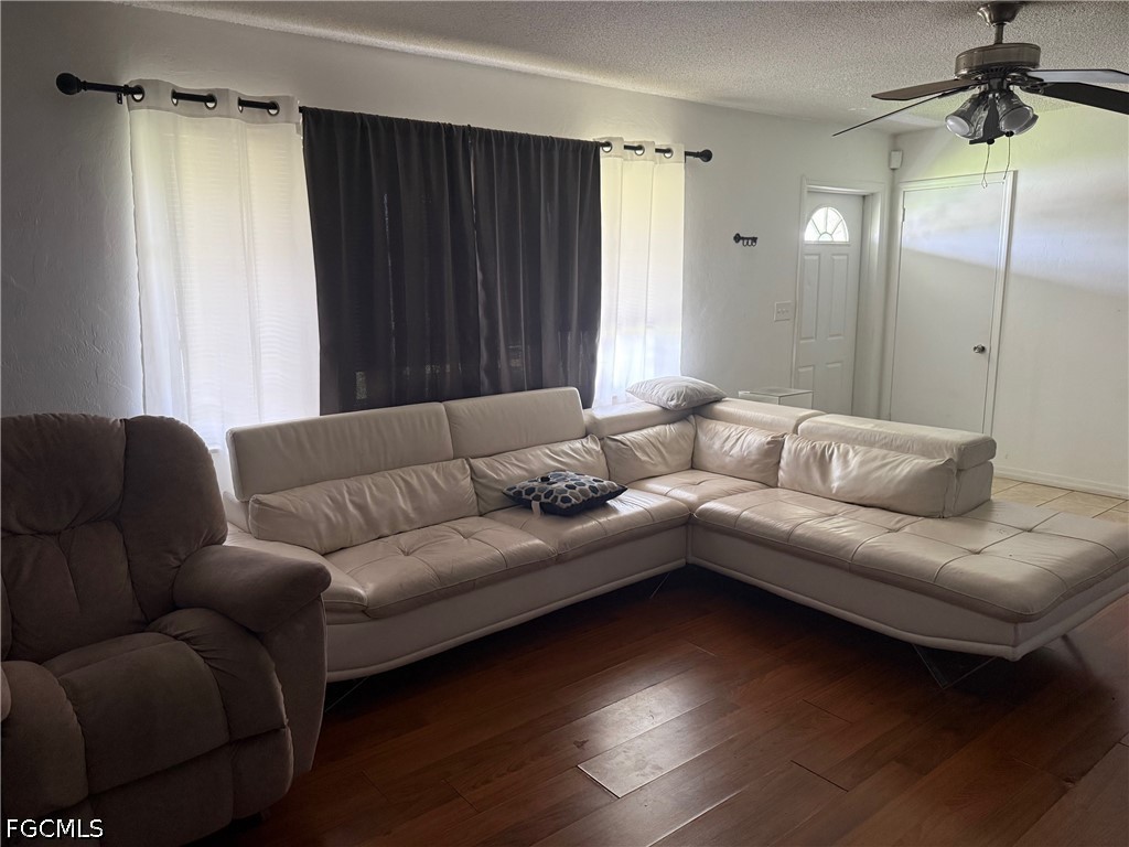 212 Davis Road Lehigh Acres, FL 33936 - Photo 8 of 16