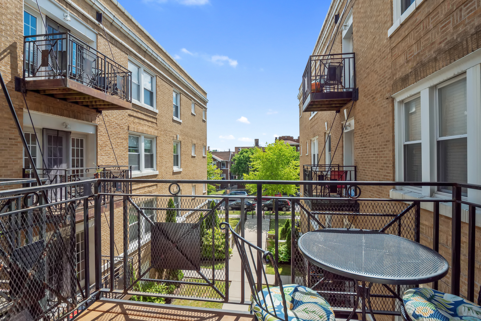 4904 North Drake Avenue, Unit 2W Chicago, IL 60625 - Photo 12 of 15