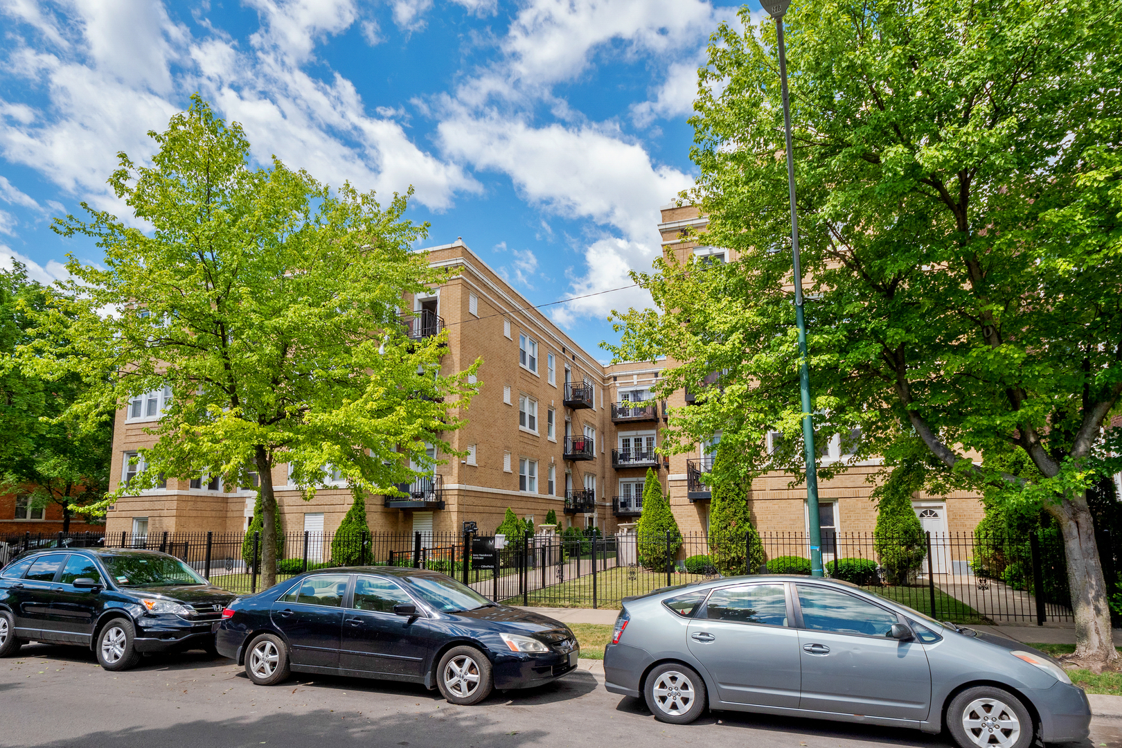 4904 North Drake Avenue, Unit 2W Chicago, IL 60625 - Photo 15 of 15