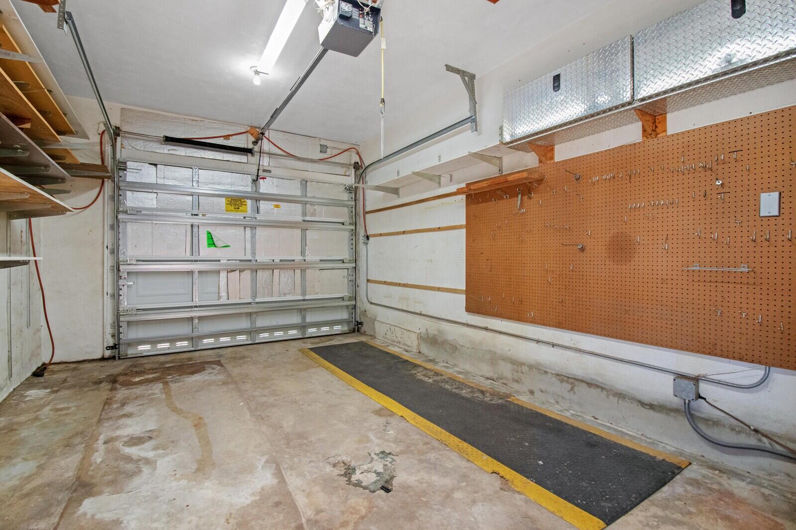 8970 Southwest 200th Street Cutler Bay, FL 33189 - Photo 18 of 25 28_HD8970_SW_200th_St_Cutler_Bay27_mls
