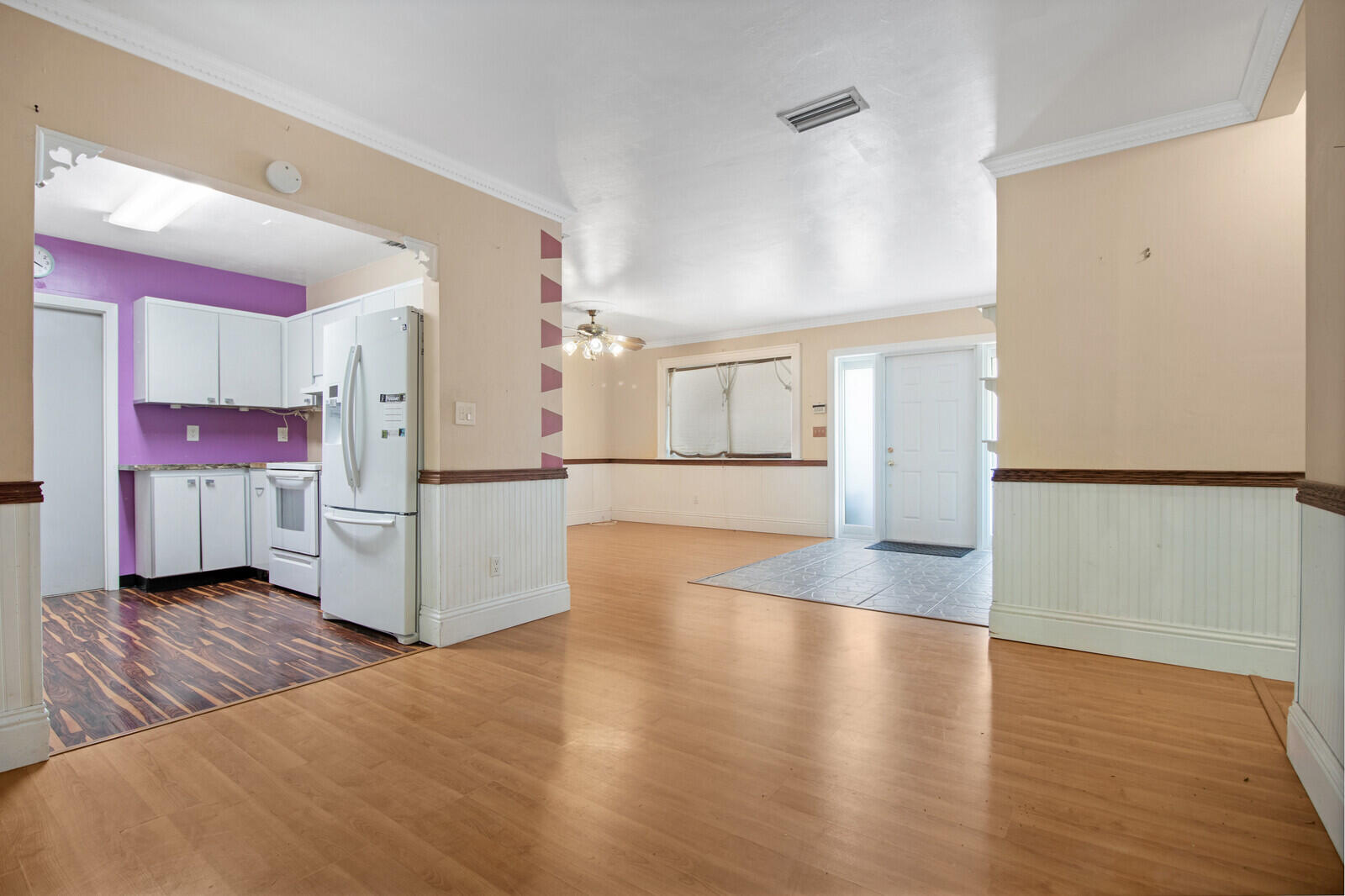 8970 Southwest 200th Street Cutler Bay, FL 33189 - Photo 6 of 25 06_HD8970_SW_200th_St_Cutler_Bay5_mls