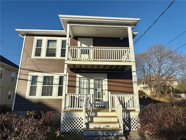 $2,100 | 998 Cass Avenue, Unit 2, Woonsocket, RI 02895