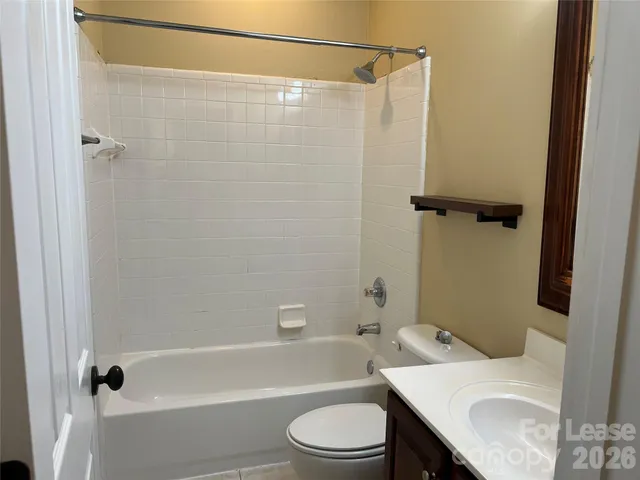 $3,750 | 711 East 9th Street, Charlotte, NC 28202