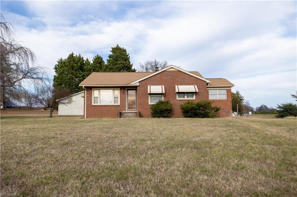 310 Fred Sink Road Winston-Salem, NC 27107 - Photo 1 of 19