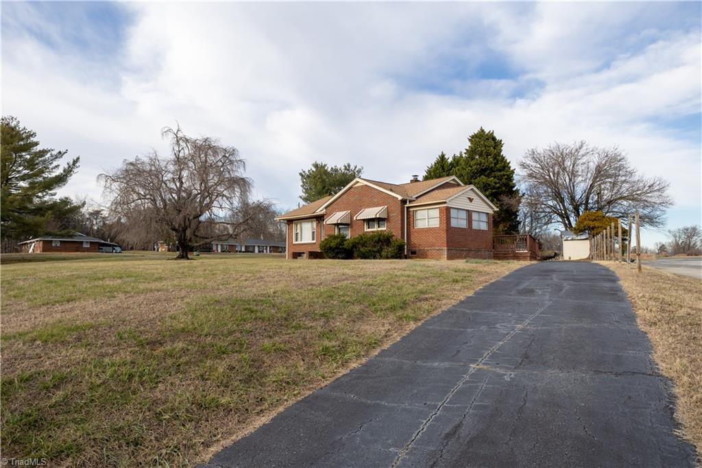 310 Fred Sink Road Winston-Salem, NC 27107 - Photo 5 of 19