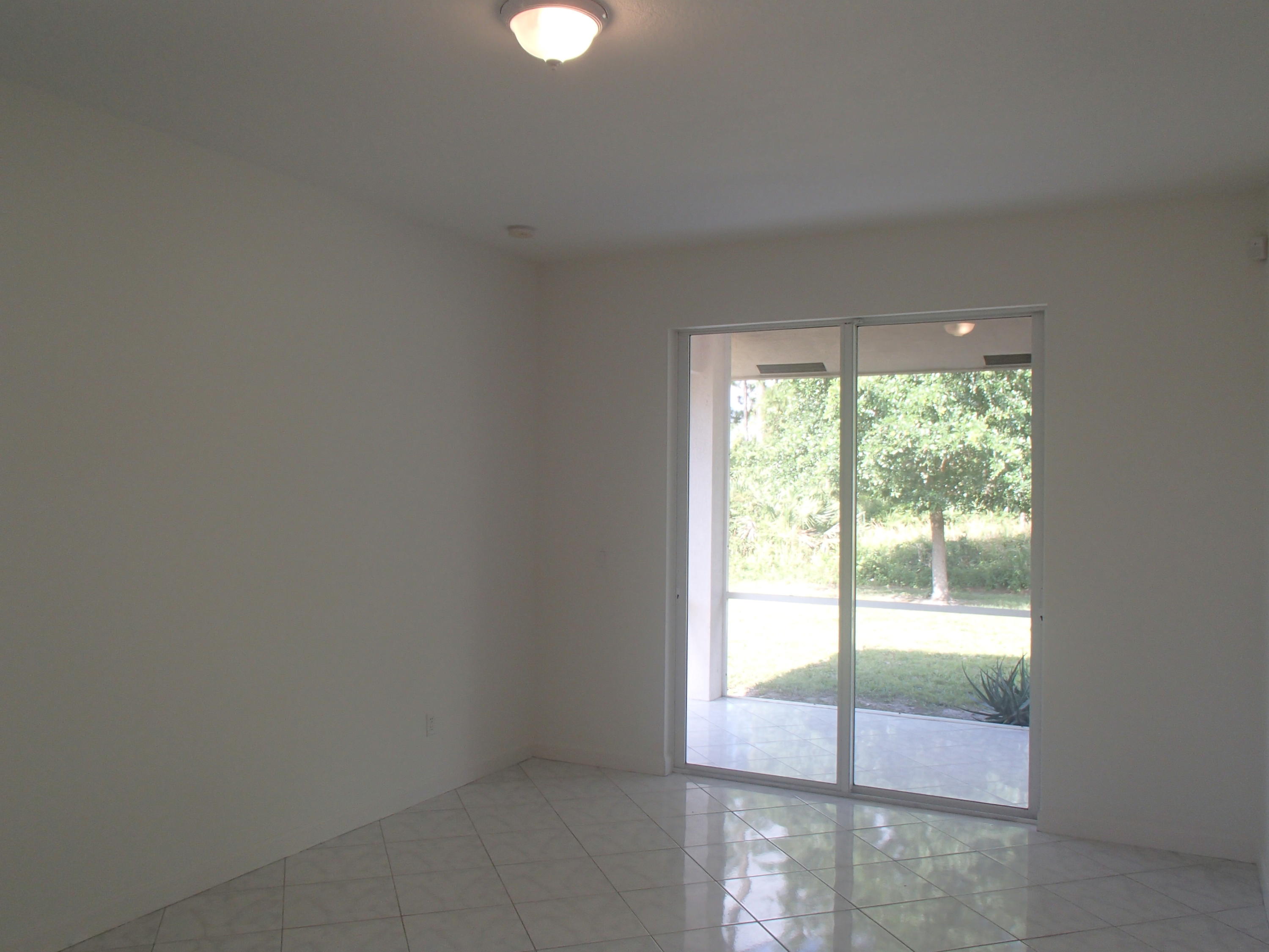 1061 Southwest Bay State Road Port St. Lucie, FL 34953 - Photo 8 of 15 P4070454.JPG