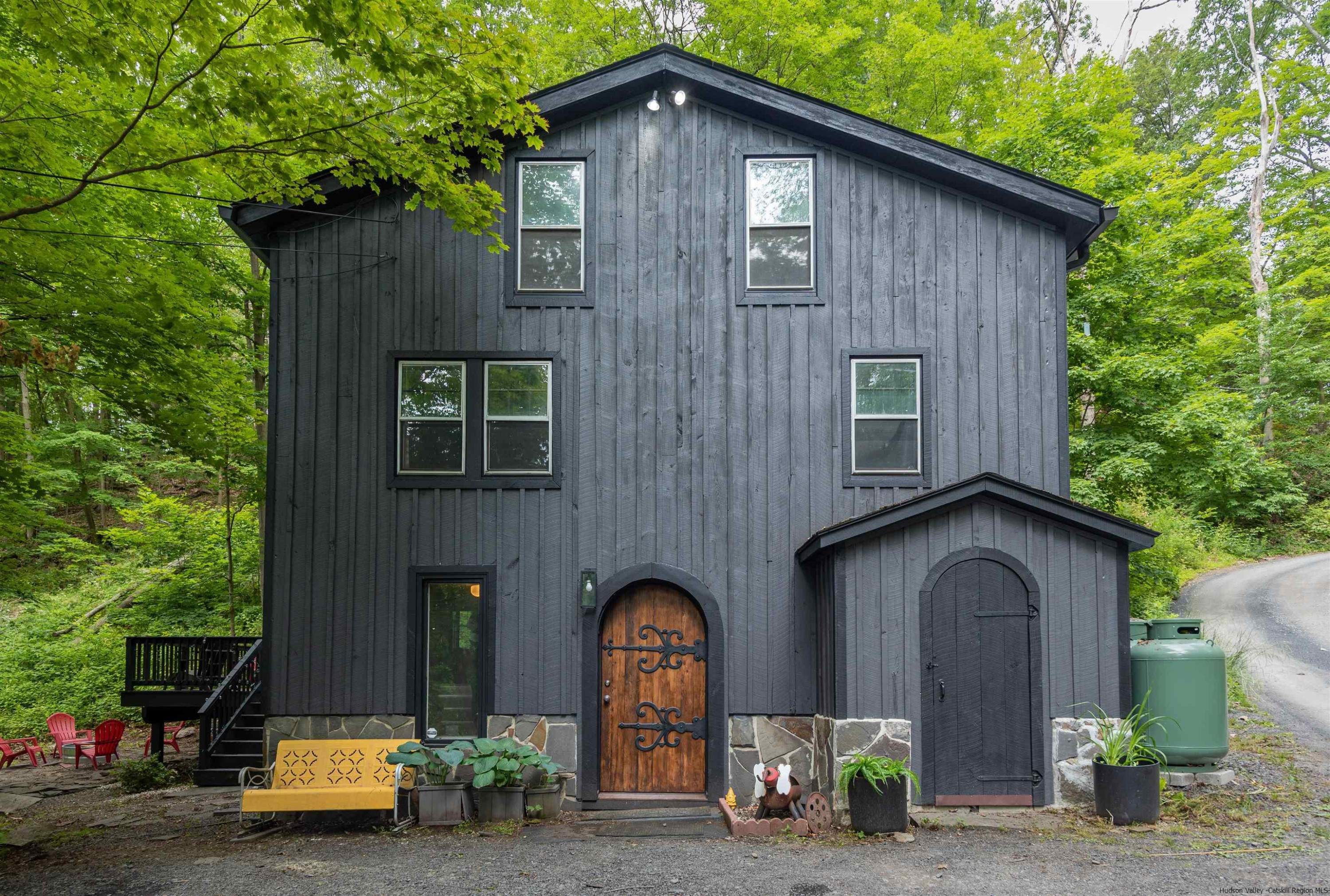 2909 Rte 9W Saugerties, NY 12477 - Photo 1 of 35 Front View House