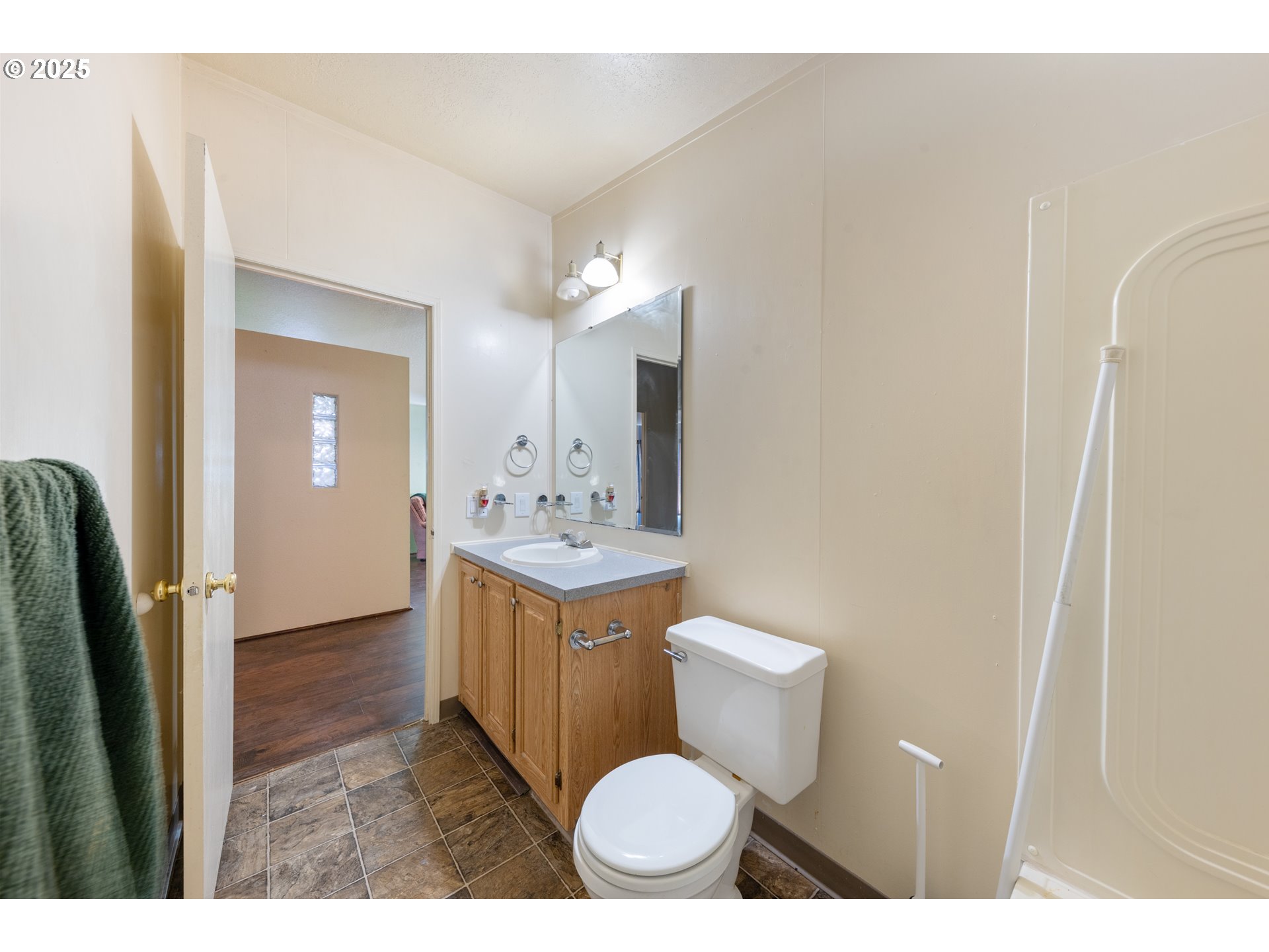 857 Hoffman Road Northeast Salem, OR 97301 - Photo 18 of 23