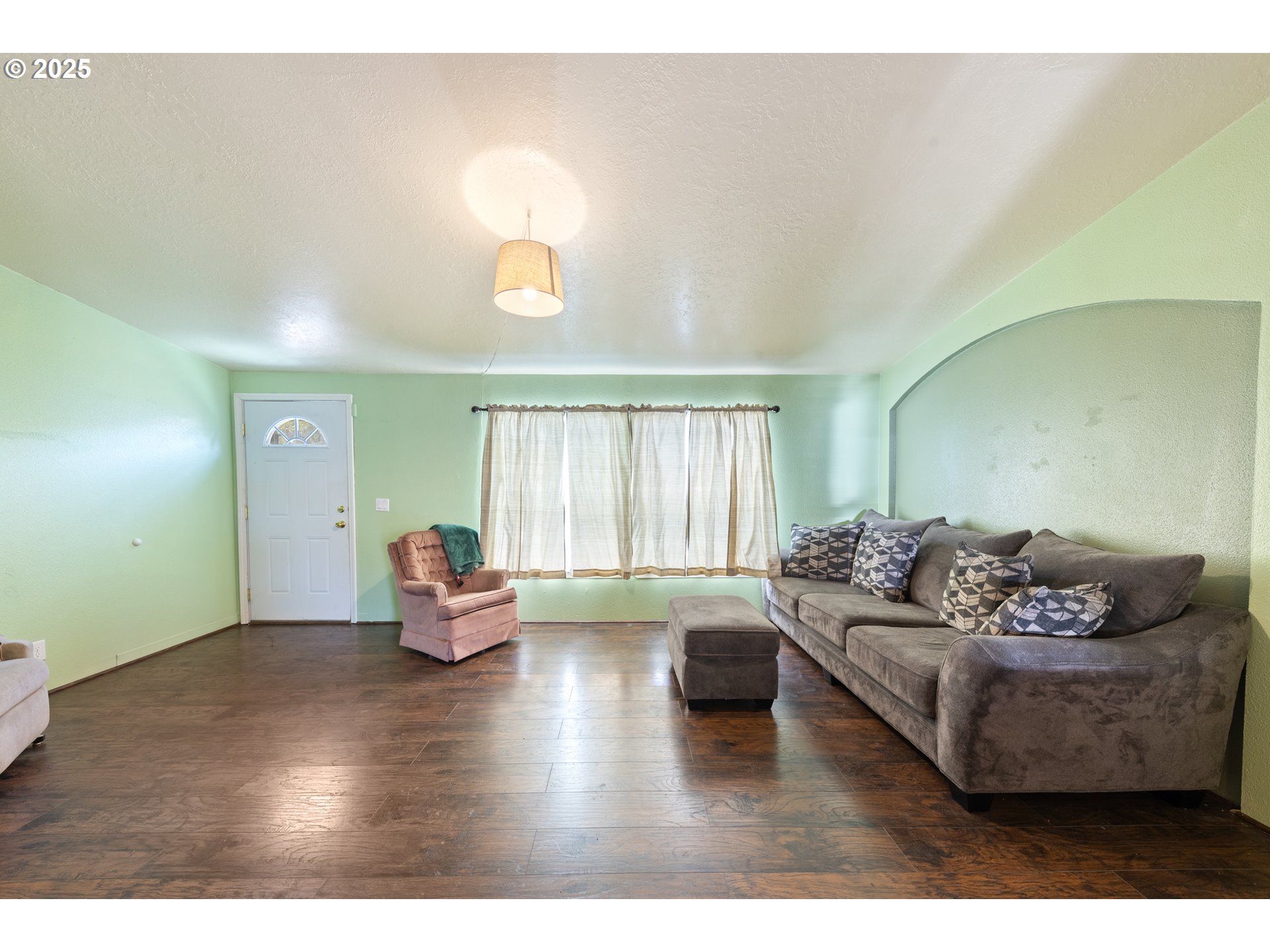 857 Hoffman Road Northeast Salem, OR 97301 - Photo 4 of 23