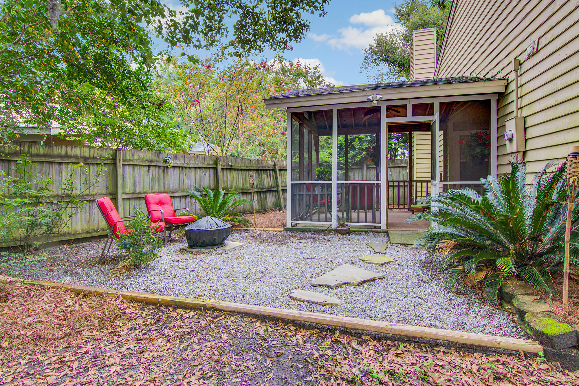 1183 Shoreham Road Charleston, SC 29412 - Photo 28 of 32 18