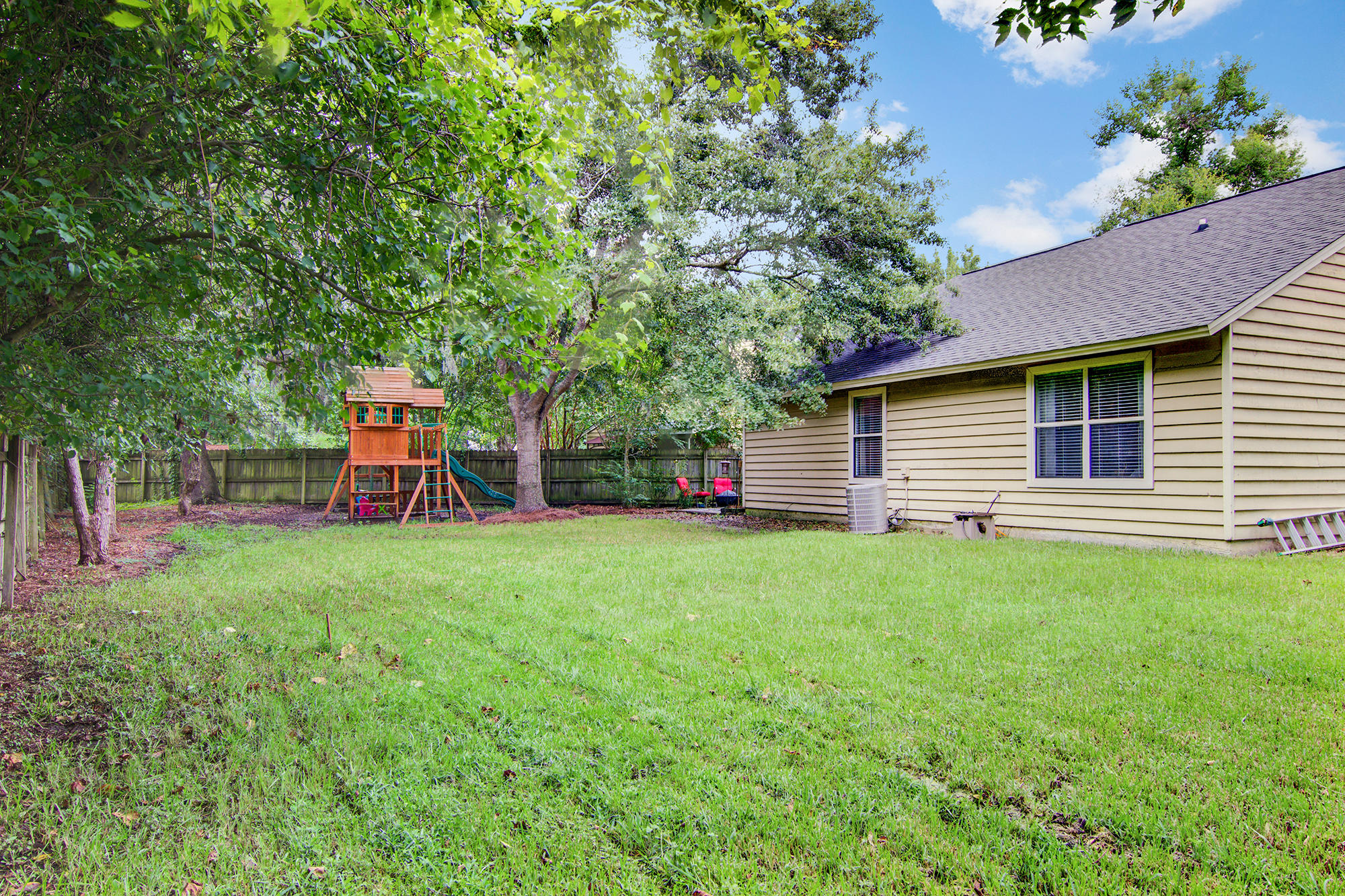 1183 Shoreham Road Charleston, SC 29412 - Photo 30 of 32 20