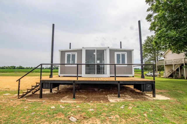 a bench is sitting in the middle of a park