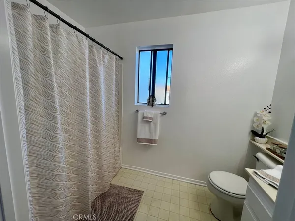$455,000 | 3516 East Ransom Street, Unit 204, Long Beach, CA 90804