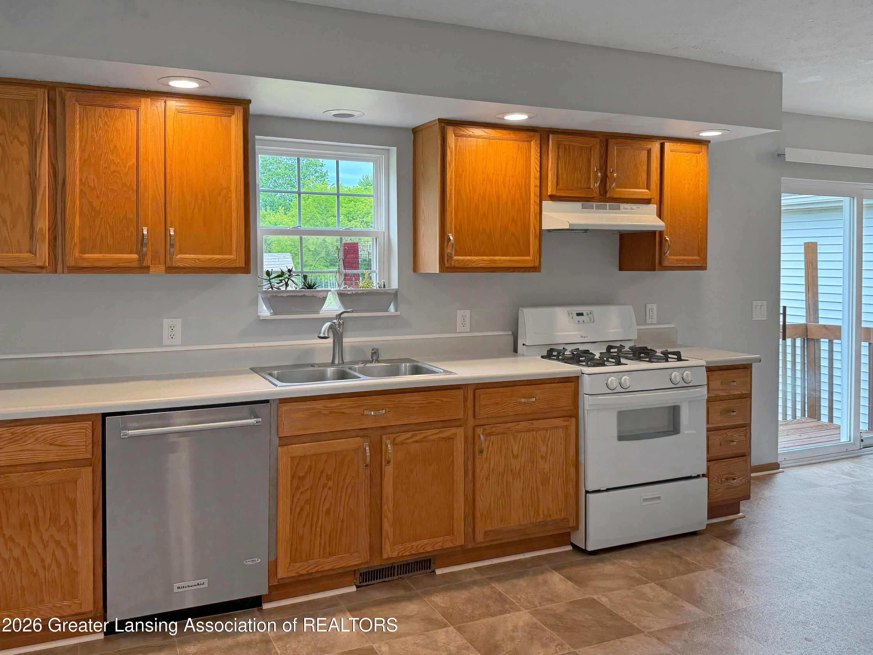 3248 Lienhart Road Dansville, MI 48819 - Photo 8 of 62 Kitchen