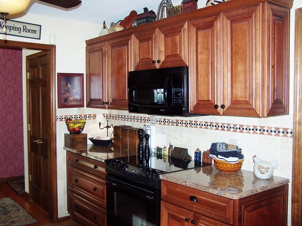 49 Harbey Road West Springfield, MA 01089 - Photo 8 of 30 Gallery Image 8