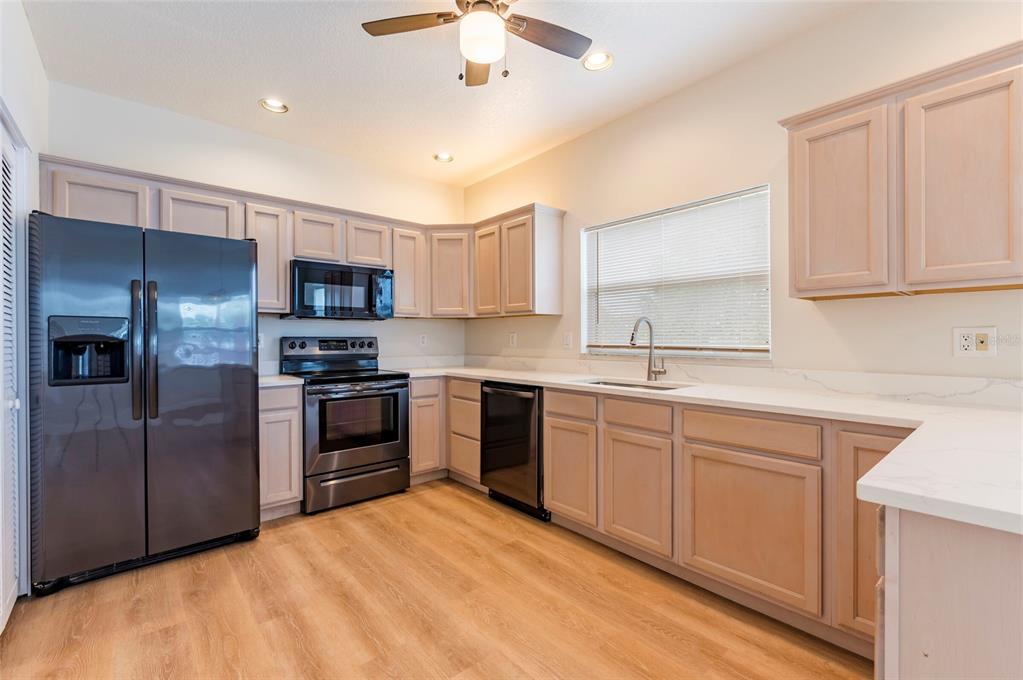 1612 1st Street Indian Rocks Beach, FL 33785 - Photo 17 of 45