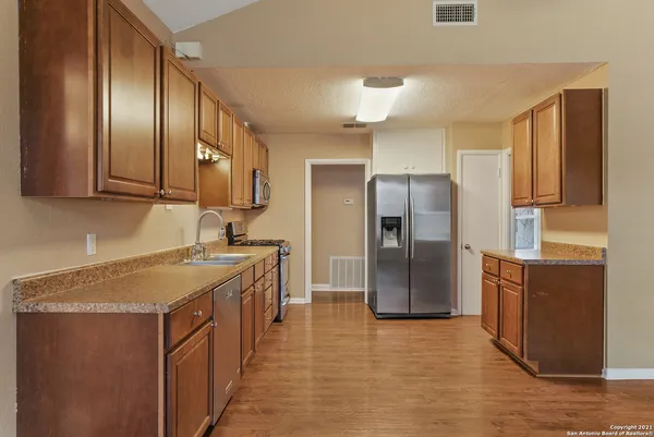 $2,395 | 615 Burwood Lane, San Antonio, TX 78213