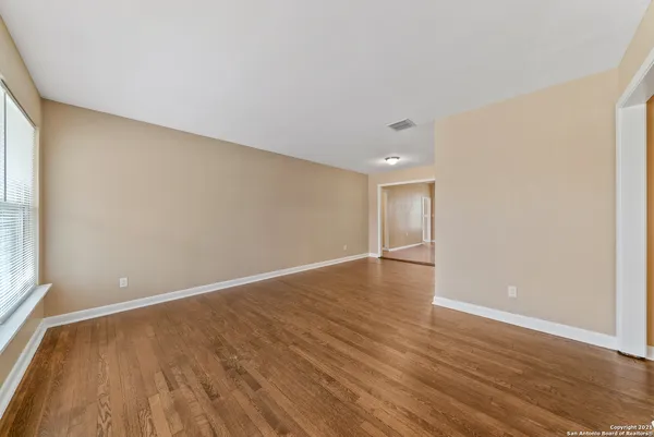 $2,395 | 615 Burwood Lane, San Antonio, TX 78213