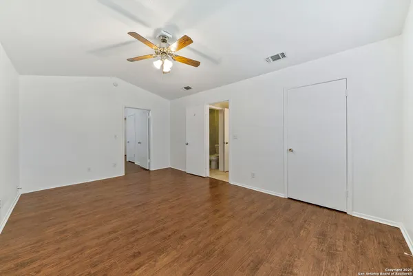 $2,395 | 615 Burwood Lane, San Antonio, TX 78213