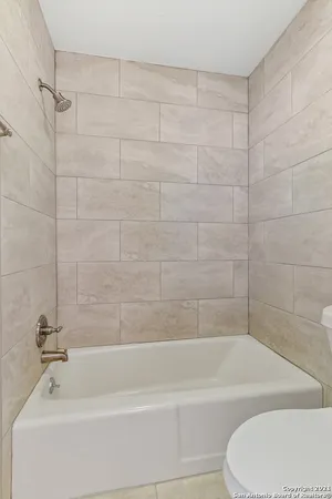 $2,395 | 615 Burwood Lane, San Antonio, TX 78213