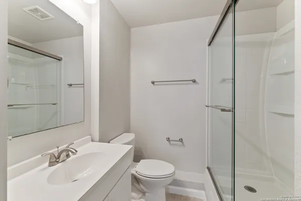 $2,395 | 615 Burwood Lane, San Antonio, TX 78213