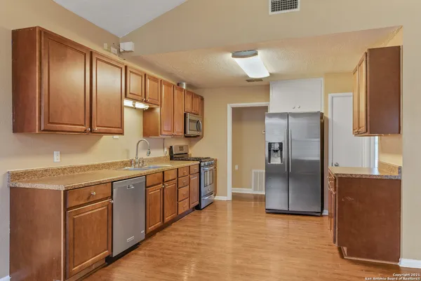 $2,395 | 615 Burwood Lane, San Antonio, TX 78213