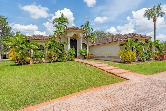 $8,500 | 1561 Clydesdale Avenue, Wellington, FL 33414