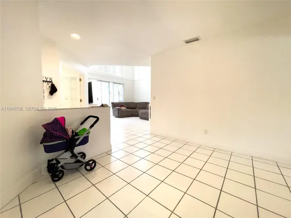 $4,500 | 931 Opal Terrace, Weston, FL 33326