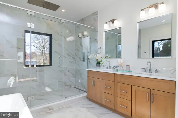 $1,750,000 | 6818 Barrett Road, Falls Church, VA 22042