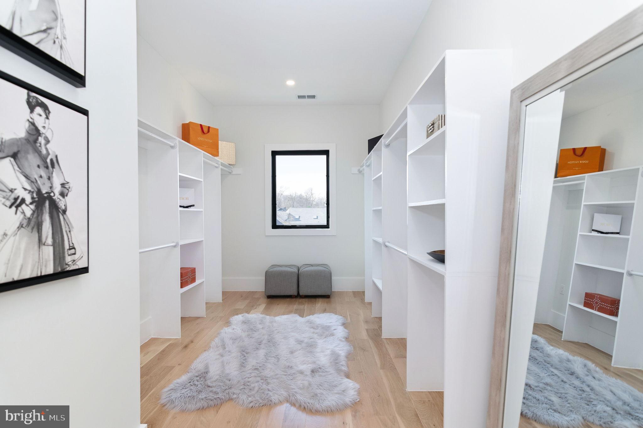 6818 Barrett Road Falls Church, VA 22042 - Photo 37 of 77