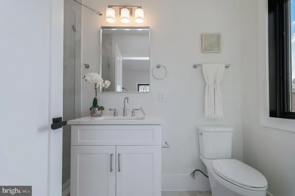 $1,750,000 | 6818 Barrett Road, Falls Church, VA 22042