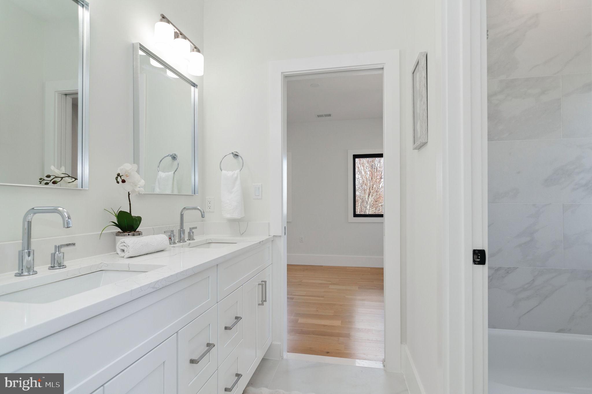 6818 Barrett Road Falls Church, VA 22042 - Photo 47 of 77