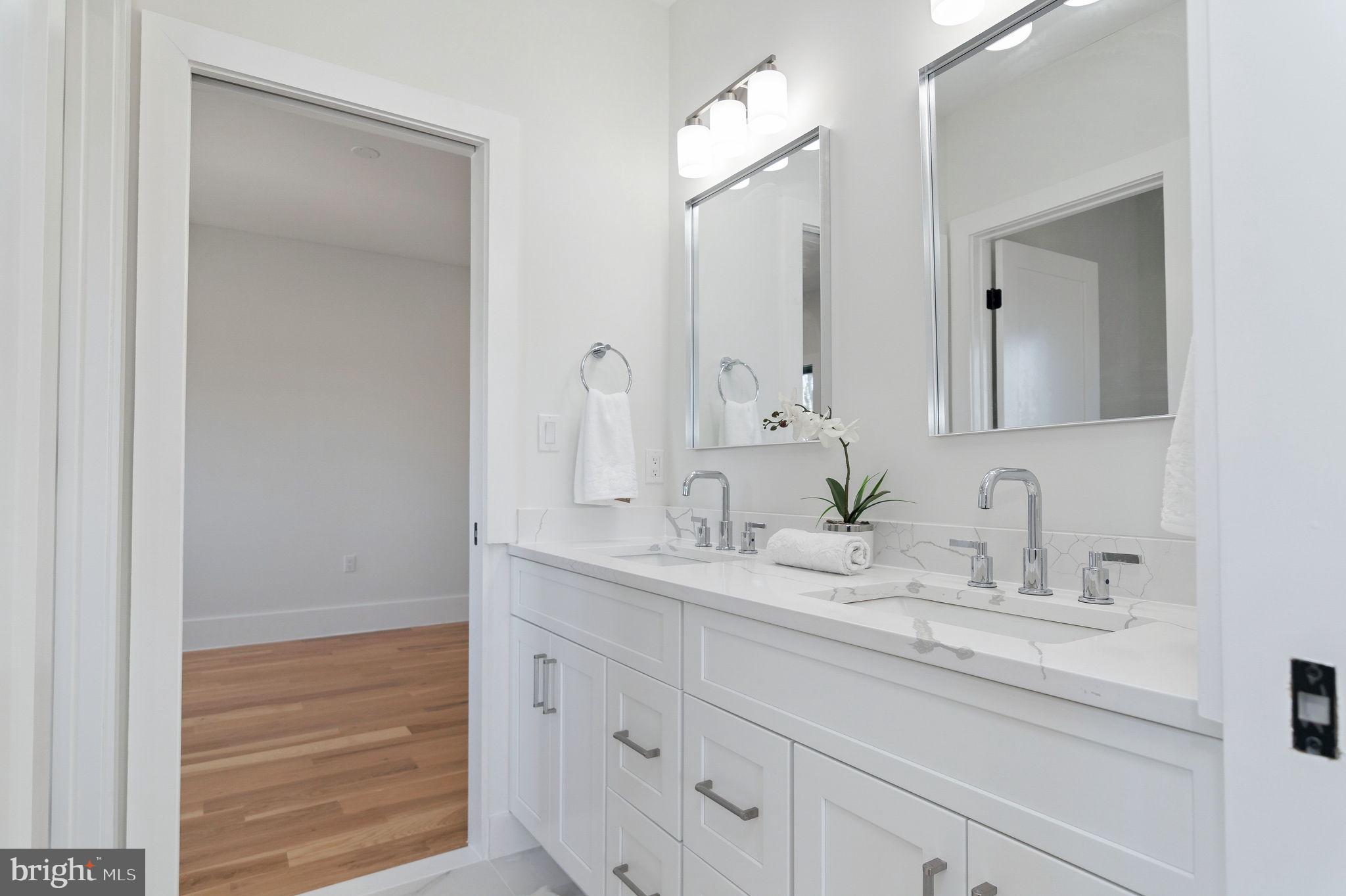 6818 Barrett Road Falls Church, VA 22042 - Photo 48 of 77