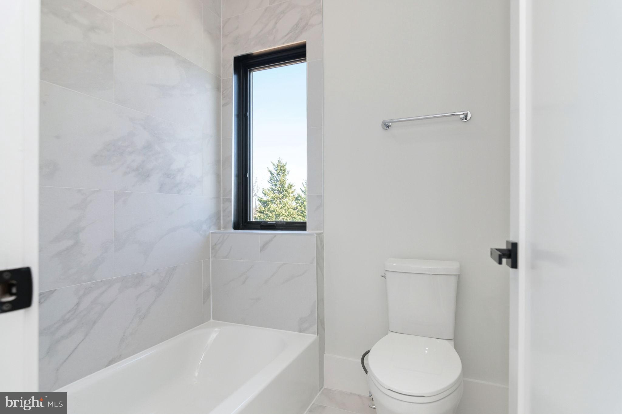 6818 Barrett Road Falls Church, VA 22042 - Photo 49 of 77