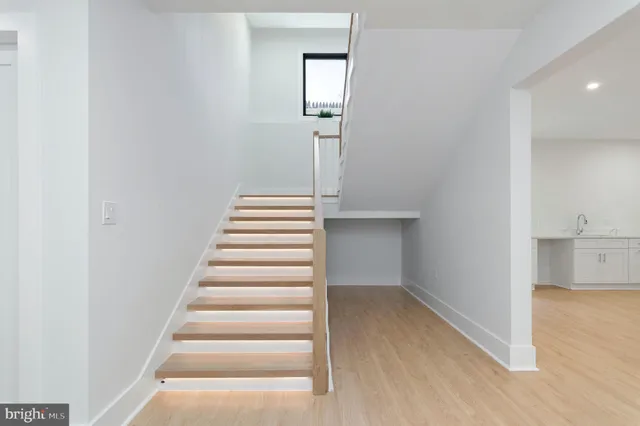 $1,750,000 | 6818 Barrett Road, Falls Church, VA 22042