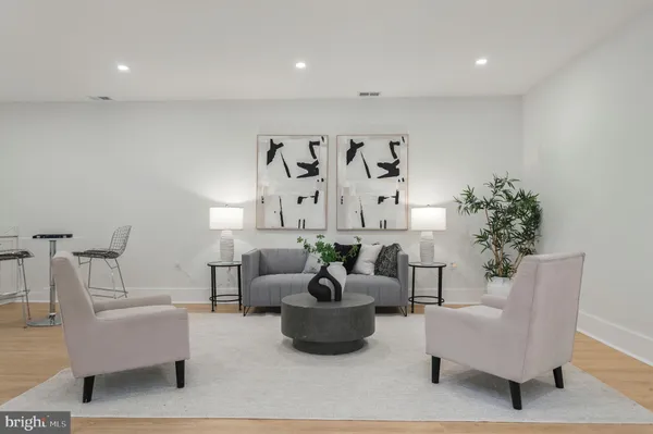 $1,750,000 | 6818 Barrett Road, Falls Church, VA 22042