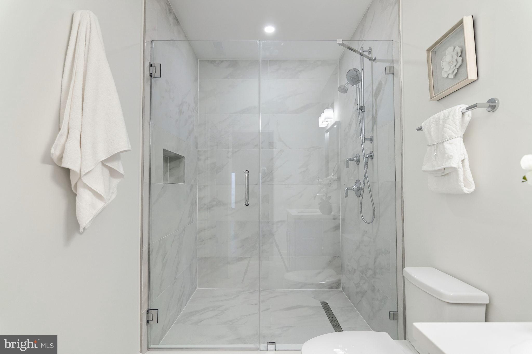 6818 Barrett Road Falls Church, VA 22042 - Photo 62 of 77