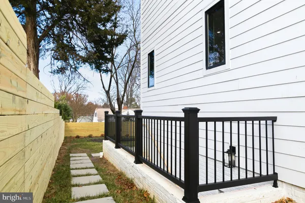 $1,750,000 | 6818 Barrett Road, Falls Church, VA 22042