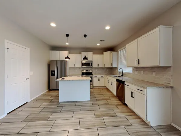 $2,190 | 2110 South 118th Avenue, Avondale, AZ 85323