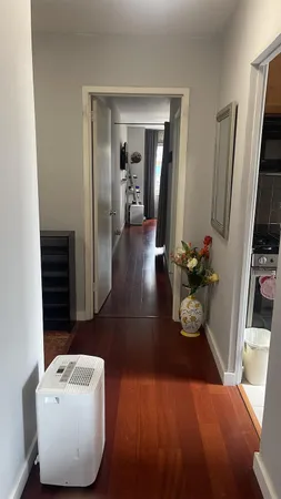 $969,000 | 145 East 48th Street, Unit 17F | Midtown East