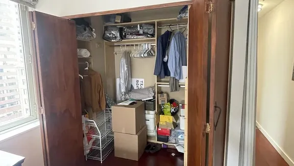 $969,000 | 145 East 48th Street, Unit 17F | Midtown East