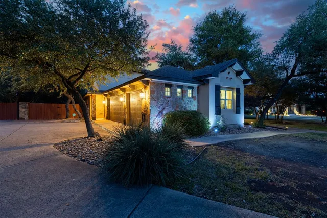 a view of a house with a big yard